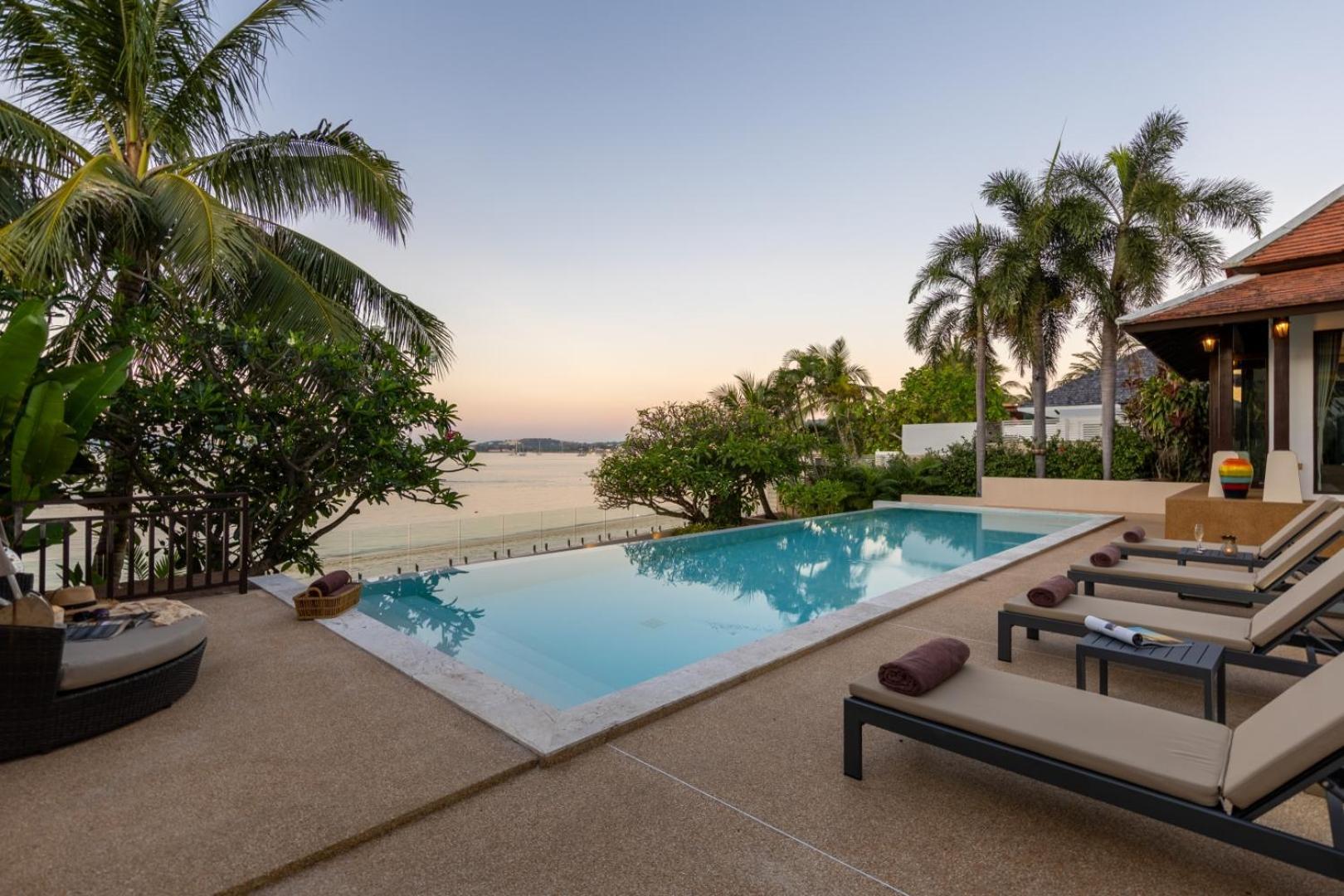 Bacaya Beachfront Villa Bang Rak Beach  Exterior photo